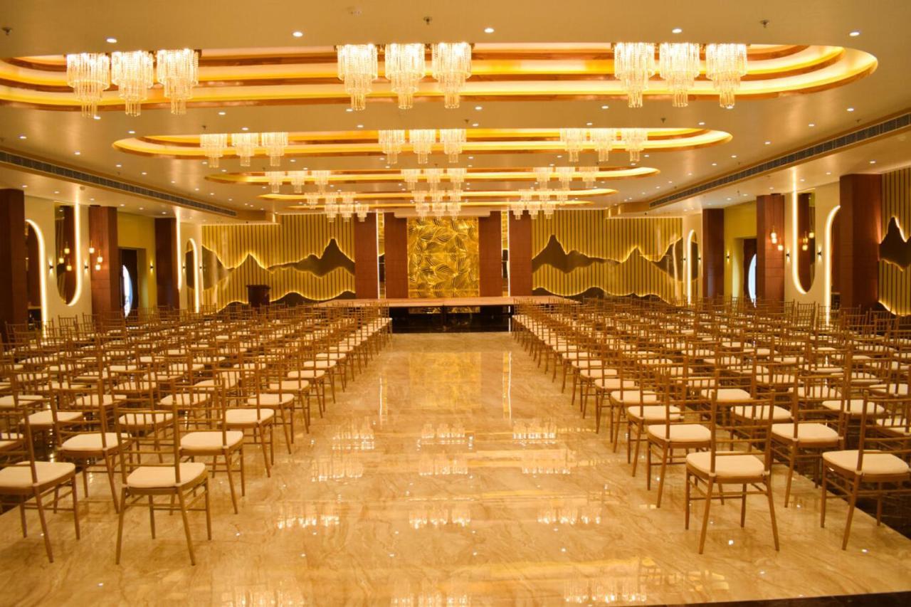 Tulip Inn Shravasti Bahraich Buitenkant foto