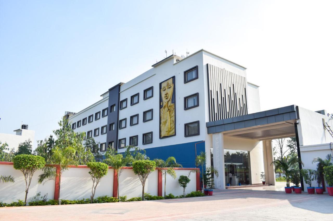 Tulip Inn Shravasti Bahraich Buitenkant foto